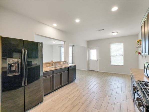 6734 Cortenridge Lane, Houston TX 77048