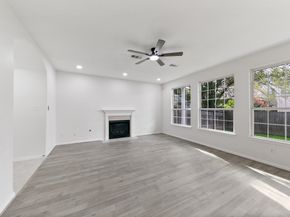 4444 Victory Drive 25, Houston TX 77088