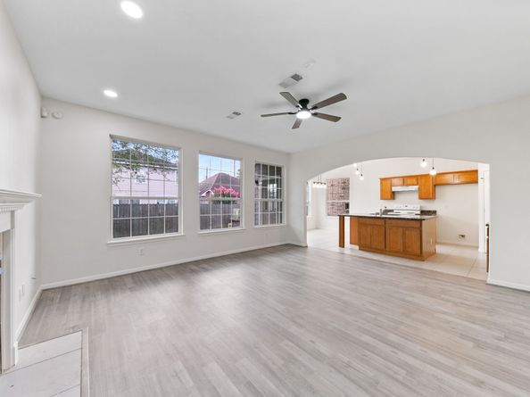 4444 Victory Drive 25, Houston TX 77088