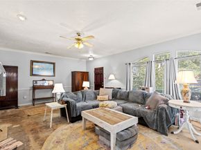 1445 El Camino Village Drive F, Houston TX 77058