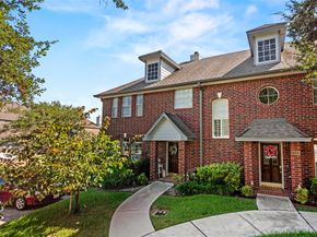 1445 El Camino Village Drive F, Houston TX 77058