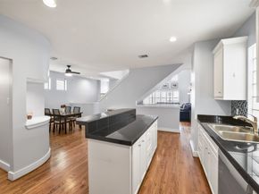 5810 Darling Street B, Houston TX 77007