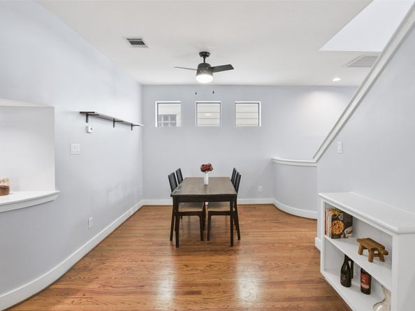 5810 Darling Street B, Houston TX 77007