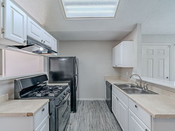 3922 Whitchurch Drive, Houston TX 77066