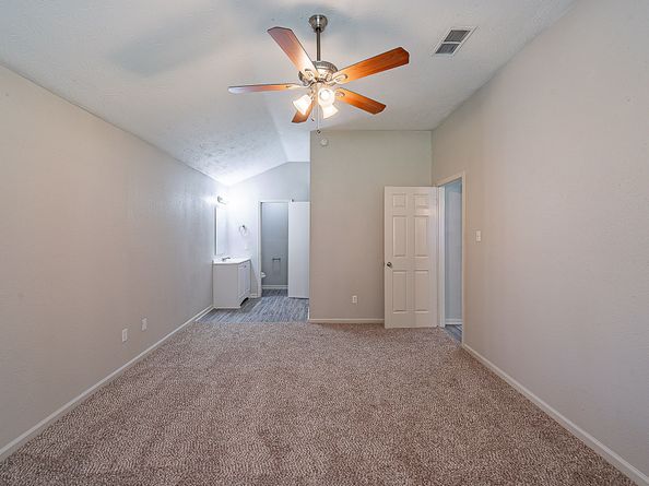 3922 Whitchurch Drive, Houston TX 77066