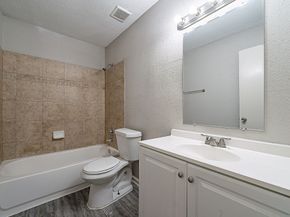3922 Whitchurch Drive, Houston TX 77066