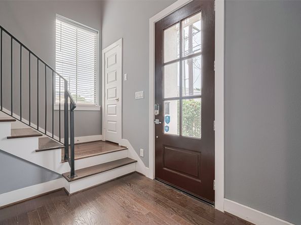 4318 E Center Street, Houston TX 77007