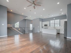 4318 E Center Street, Houston TX 77007