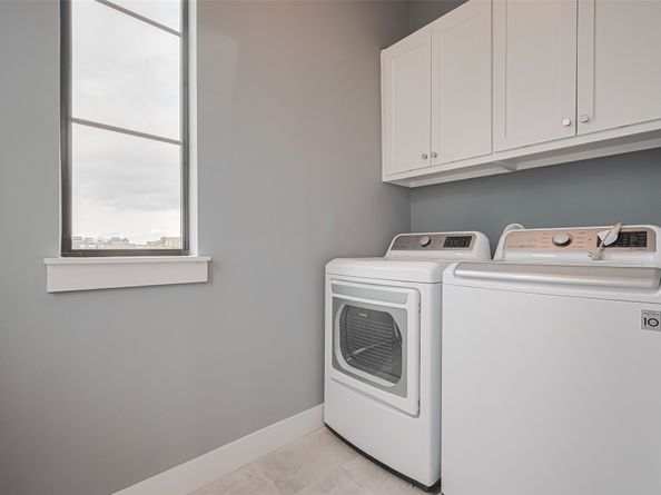 4318 E Center Street, Houston TX 77007
