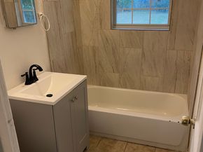5225 Anzio Road, Houston TX 77033