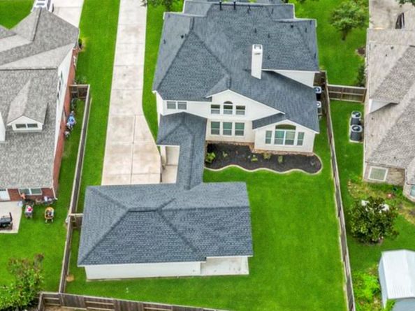 9431 Garnet Falls Lane, Humble TX 77396