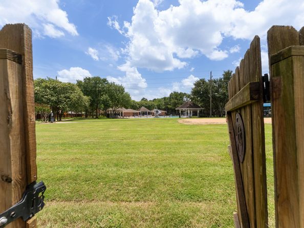 7803 Hickory Mill Court, Houston TX 77095