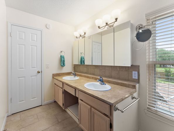 7803 Hickory Mill Court, Houston TX 77095