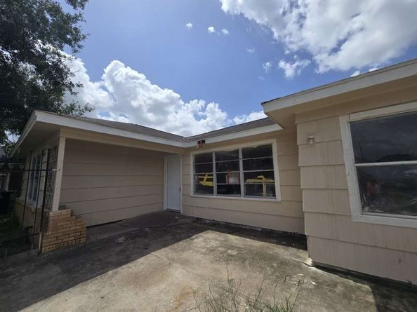 8522 Northton Street, Houston TX 77029