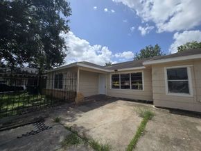 8522 Northton Street, Houston TX 77029