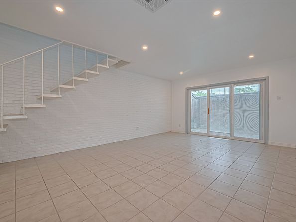 7805 Rue Saint Cyr Street 63, Houston TX 77074