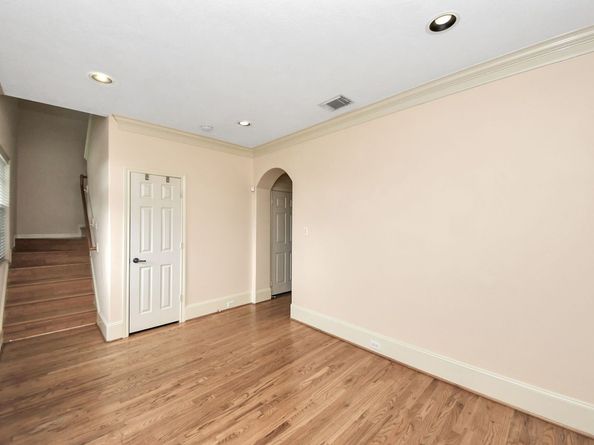 1749 Aden Drive, Houston TX 77003