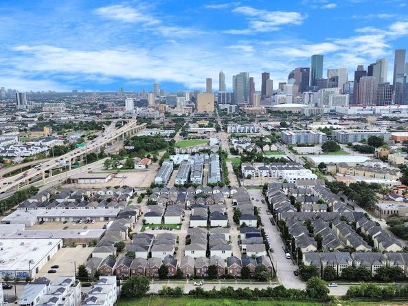 1749 Aden Drive, Houston TX 77003