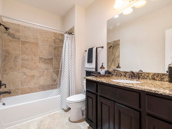 42 Sundown Ridge Place, Tomball TX 77375
