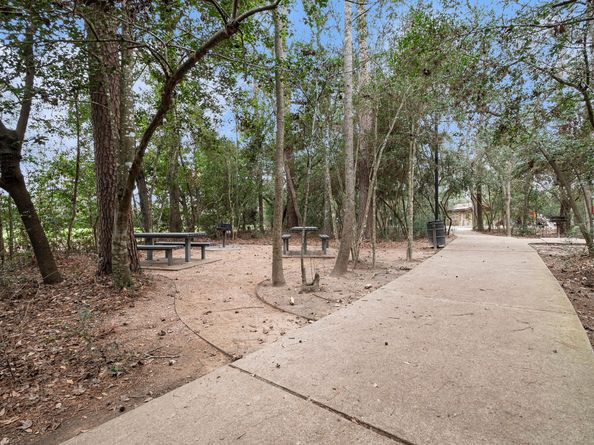 42 Sundown Ridge Place, Tomball TX 77375