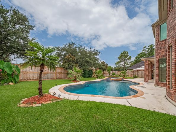 13606 Stern Creek Lane, Houston TX 77044