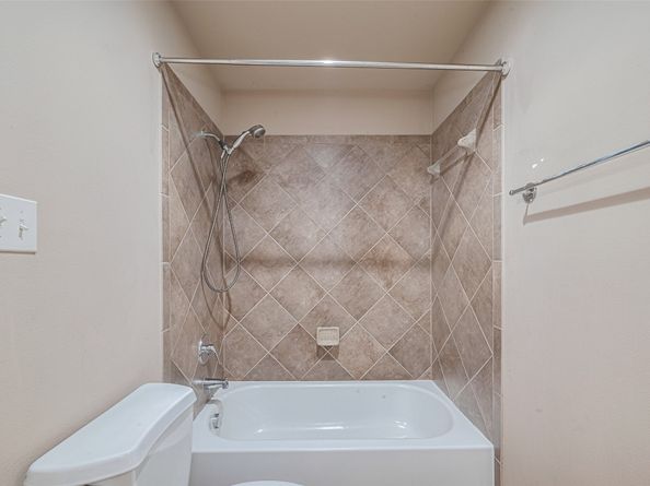 13606 Stern Creek Lane, Houston TX 77044