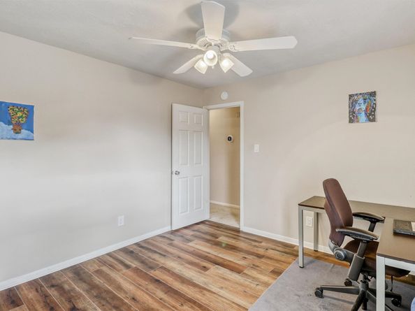927 Dominion Drive, Katy TX 77450