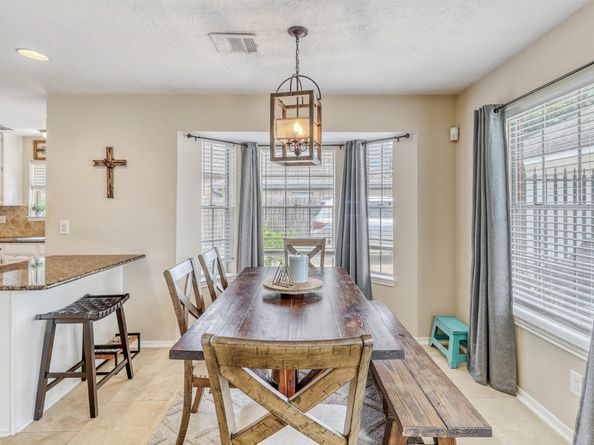 927 Dominion Drive, Katy TX 77450