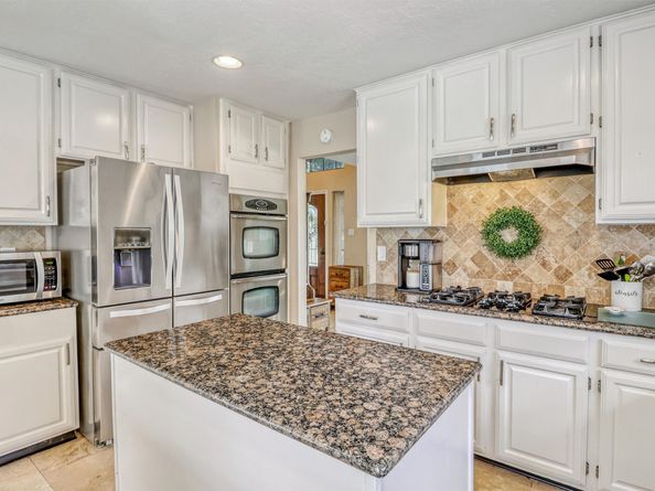 927 Dominion Drive, Katy TX 77450