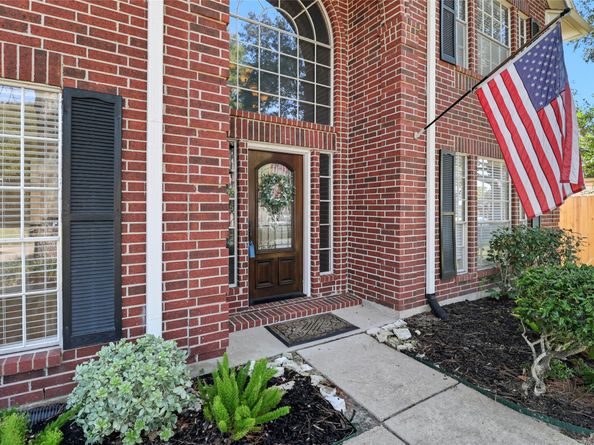 927 Dominion Drive, Katy TX 77450