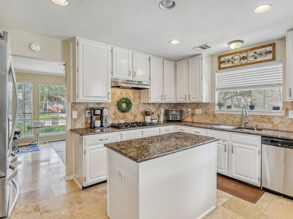 927 Dominion Drive, Katy TX 77450