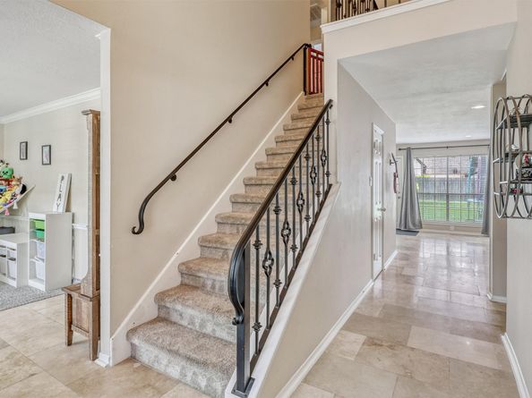 927 Dominion Drive, Katy TX 77450
