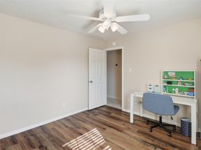 927 Dominion Drive, Katy TX 77450