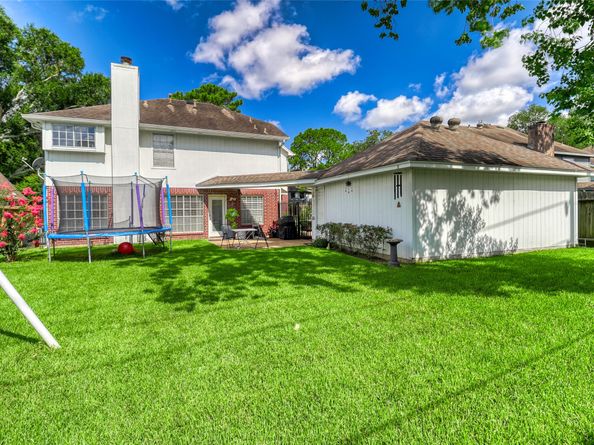 927 Dominion Drive, Katy TX 77450