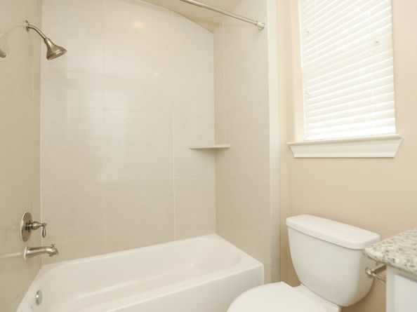 1250 W 23rd Street, Houston TX 77008