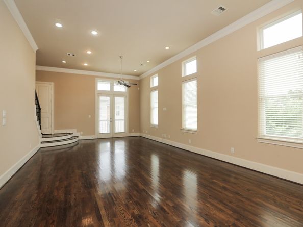 1250 W 23rd Street, Houston TX 77008