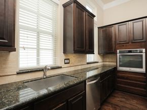 1250 W 23rd Street, Houston TX 77008
