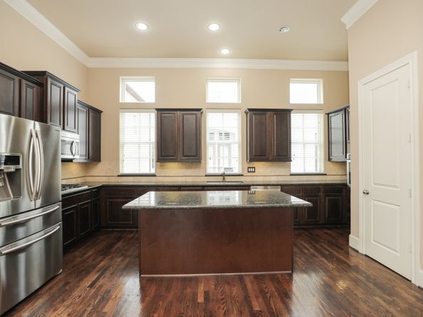 1250 W 23rd Street, Houston TX 77008