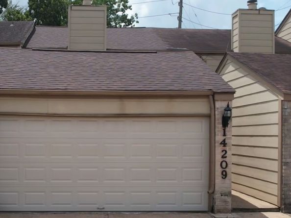 14209 Briarsage Court TH15, Houston TX 77077