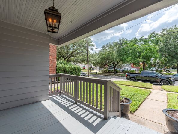 2027 Huldy Street, Houston TX 77019
