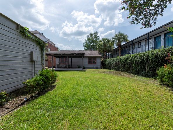 2027 Huldy Street, Houston TX 77019