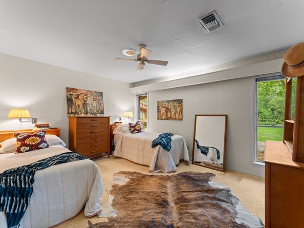 9809 Neuens Road, Houston TX 77080