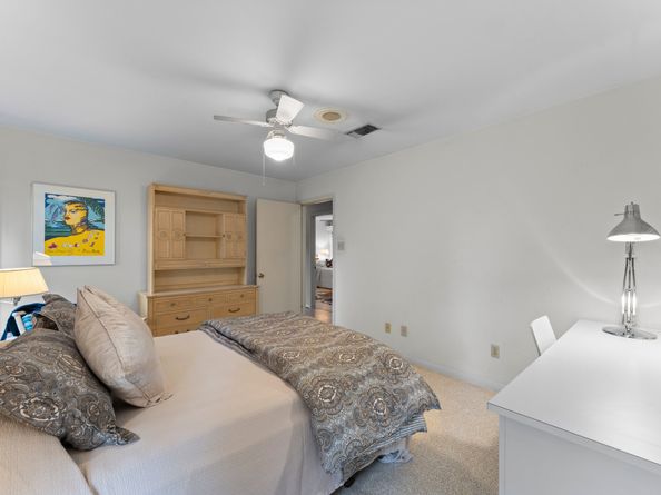 9809 Neuens Road, Houston TX 77080