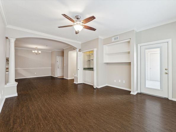2111 Welch Street B103, Houston TX 77019