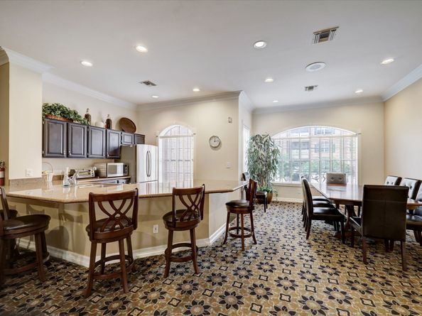 2111 Welch Street B103, Houston TX 77019