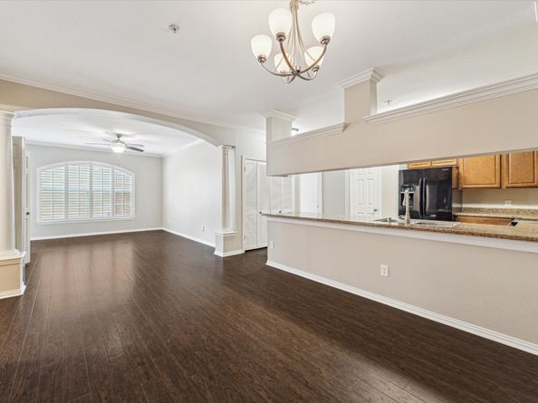 2111 Welch Street B103, Houston TX 77019