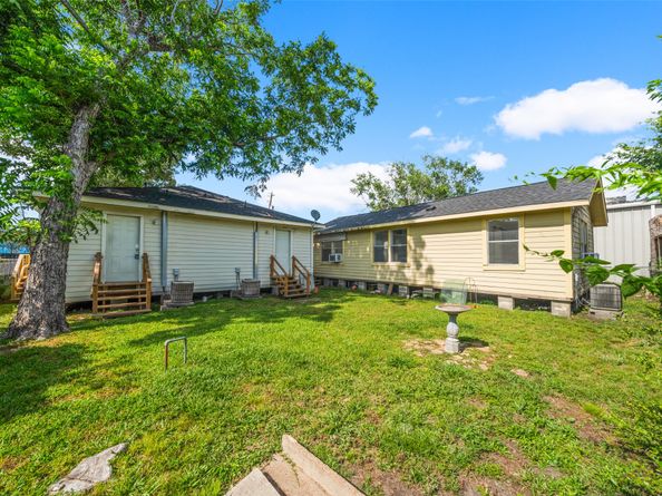 969 Wakefield Drive, Houston TX 77018