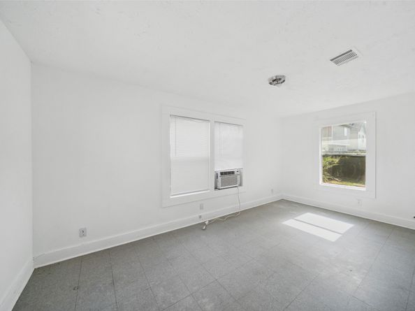 969 Wakefield Drive, Houston TX 77018