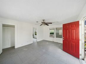 969 Wakefield Drive, Houston TX 77018