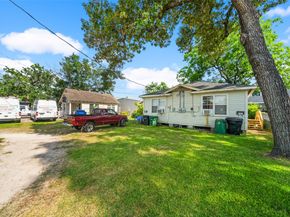 969 Wakefield Drive, Houston TX 77018
